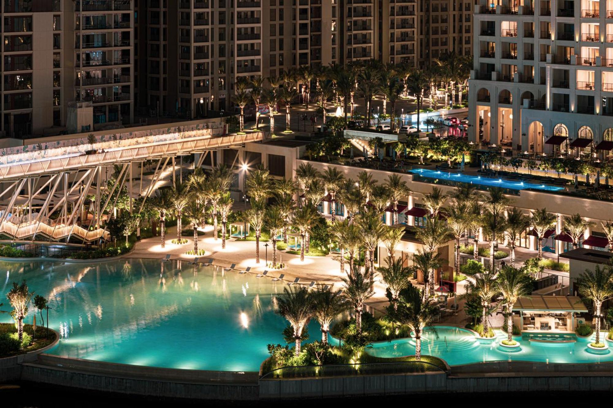Cozy 2br Retreat With Panoramic Creek Views Apartment Dubai