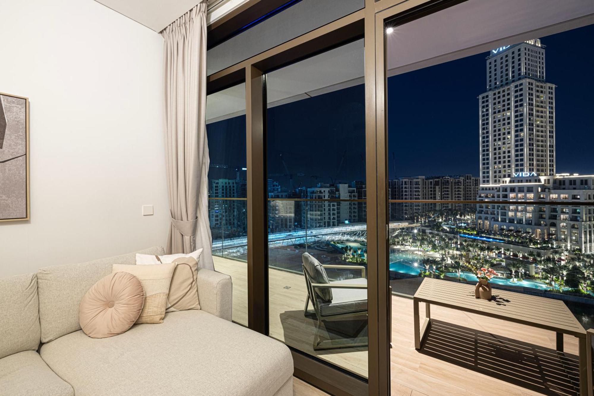 Cozy 2br Retreat With Panoramic Creek Views Dubai