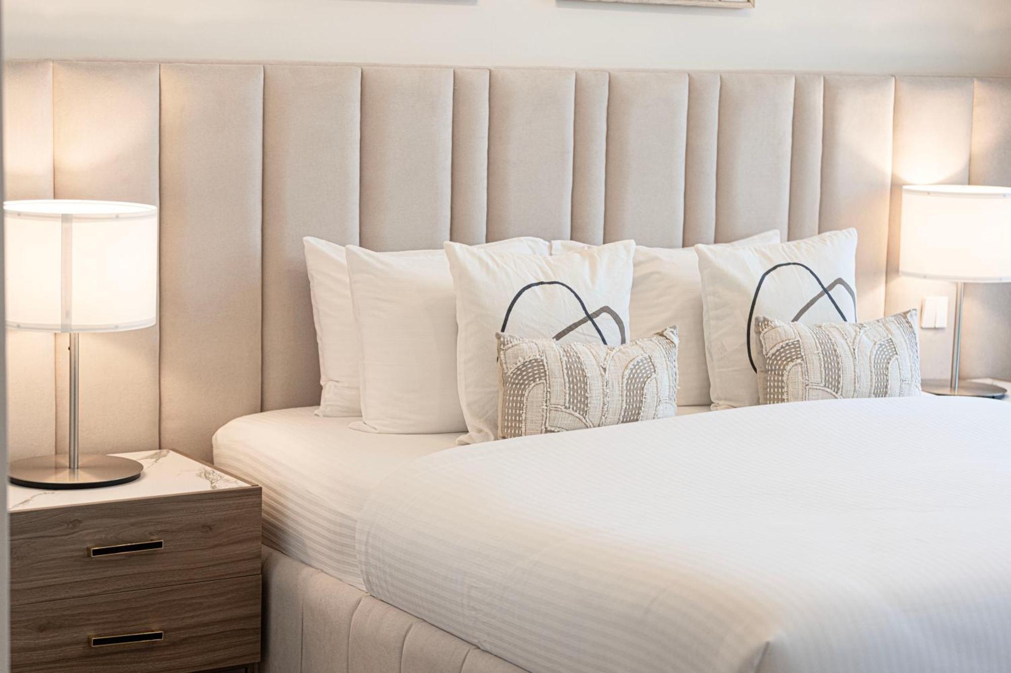 Cozy 2br Retreat With Panoramic Creek Views * Dubai