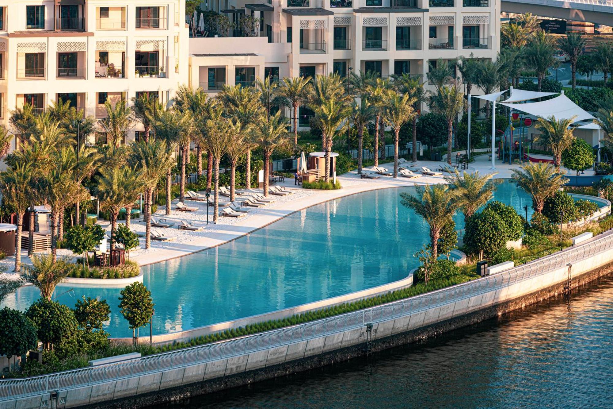 Apartment Cozy 2br Retreat With Panoramic Creek Views Dubai