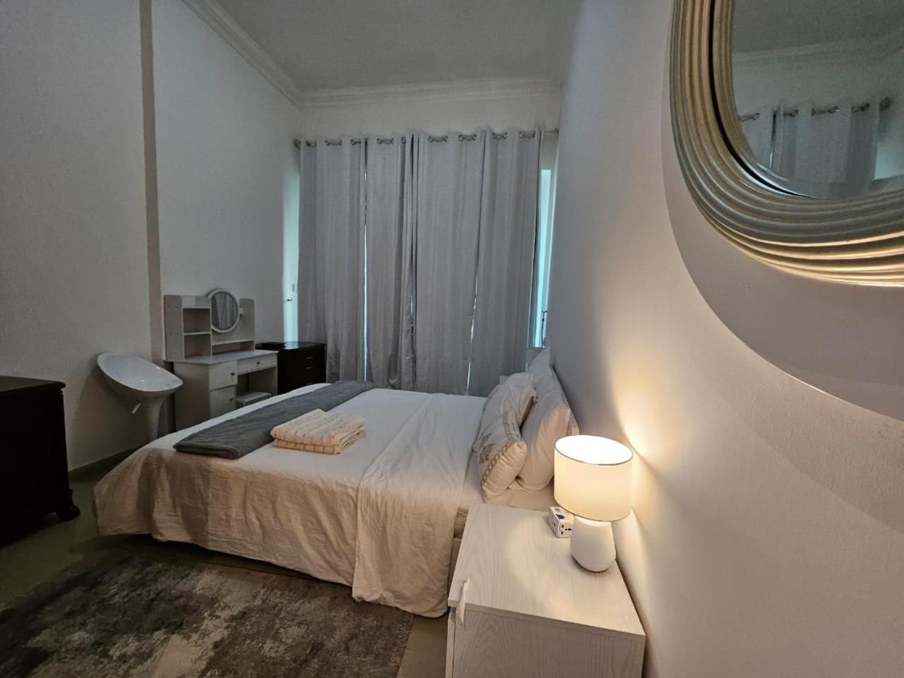 Stunning 1bedroom - With Amazing Marina View