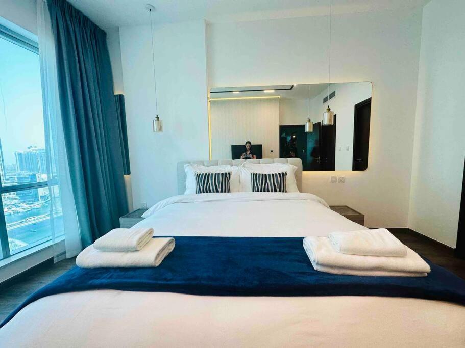 Sunrise Homes - Luxurious 1 Bedroom In Marina Promenade Dubai