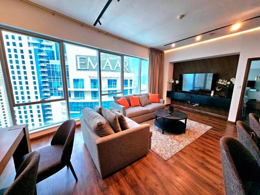 Sunrise Homes - Luxurious 1 Bedroom In Marina Promenade Apartment *