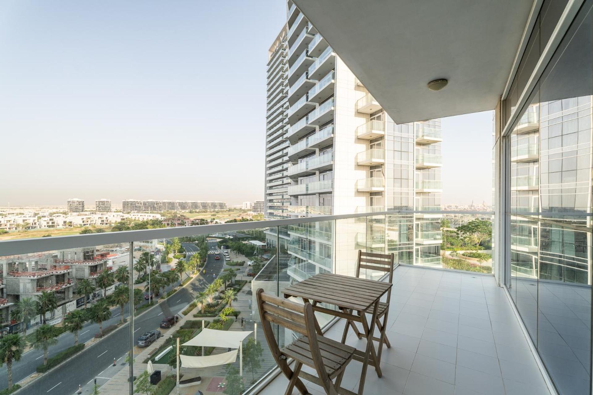 Nasma Luxury - Charming At Damac Hills Artesia Tower C Apartment Dubai