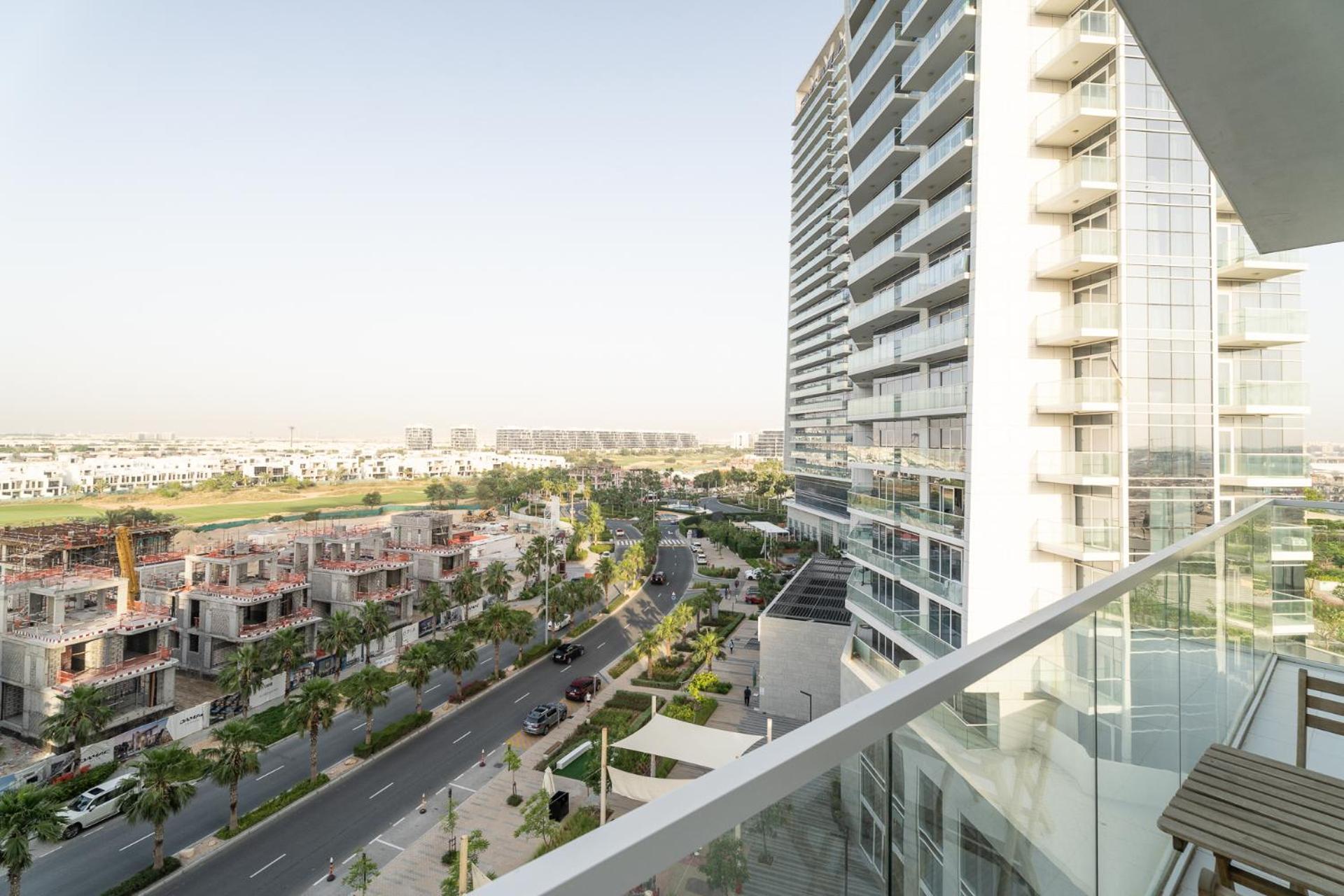Apartment Nasma Luxury - Charming At Damac Hills Artesia Tower C Dubai