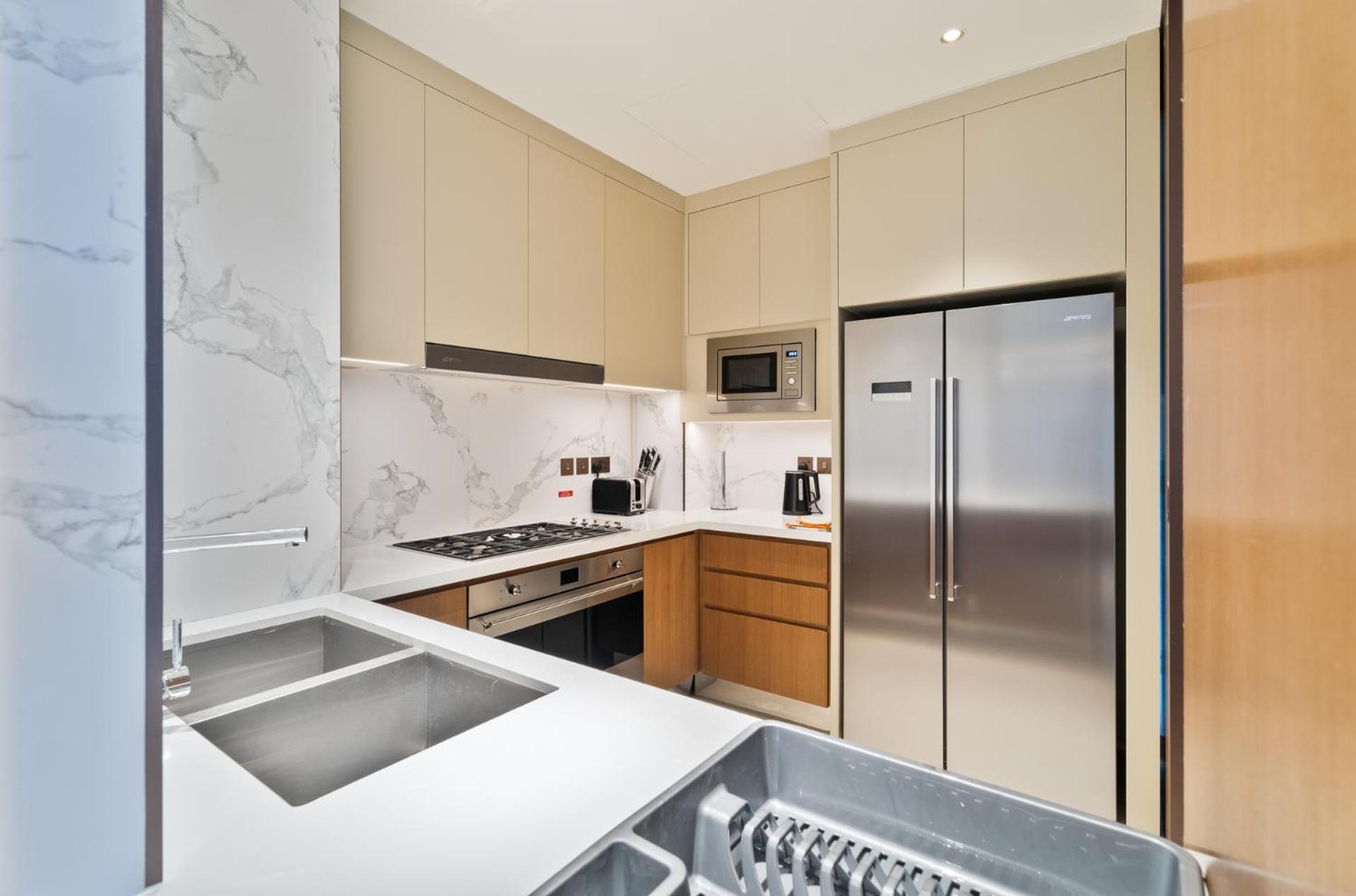 Apartment Nasma Luxury - The Height Of Luxury In 3br With Burj Views *