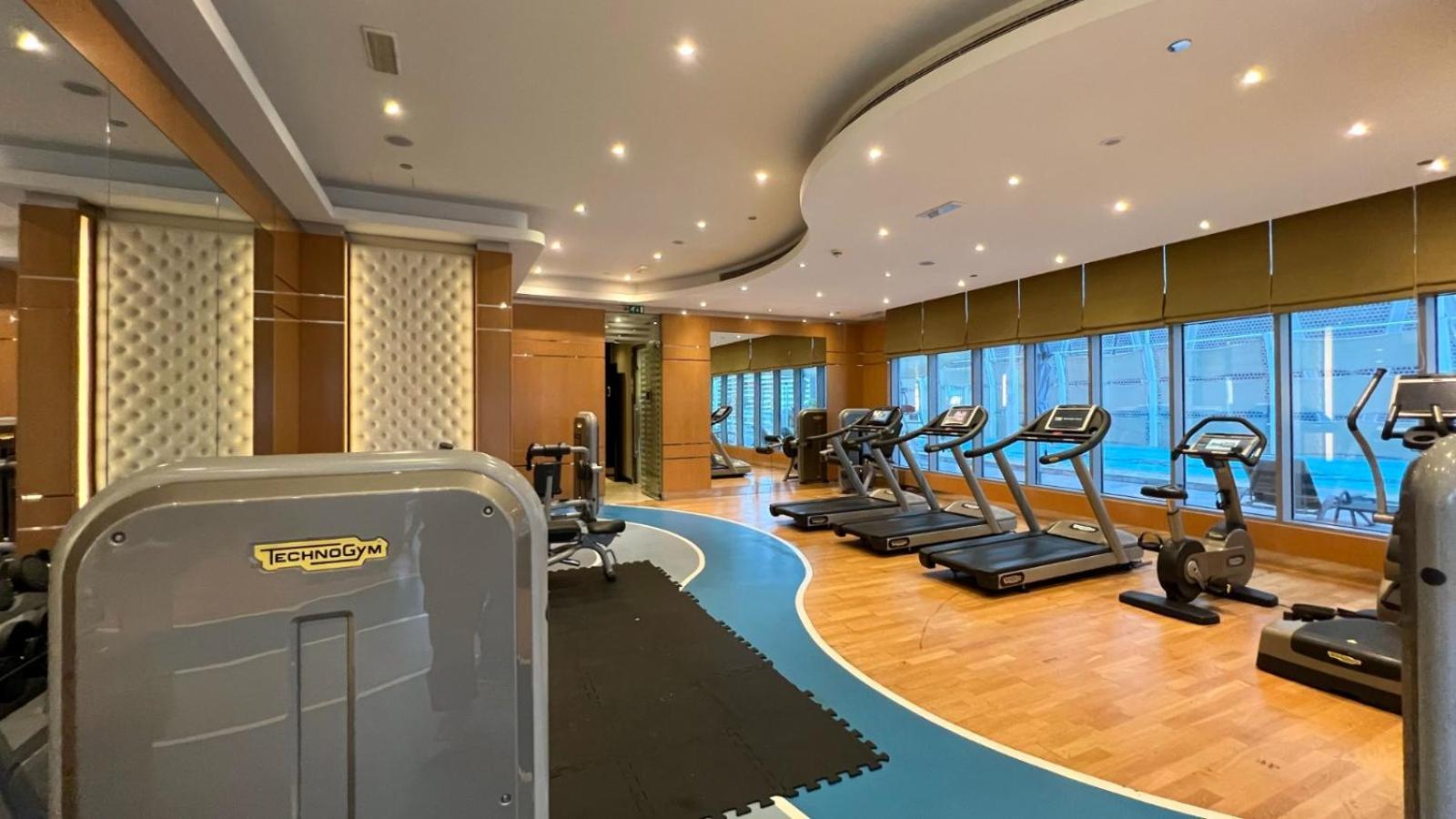 2 Minute Walk To Mall - 3 Bedroom Burj Khalifa View With Pool And * Dubai
