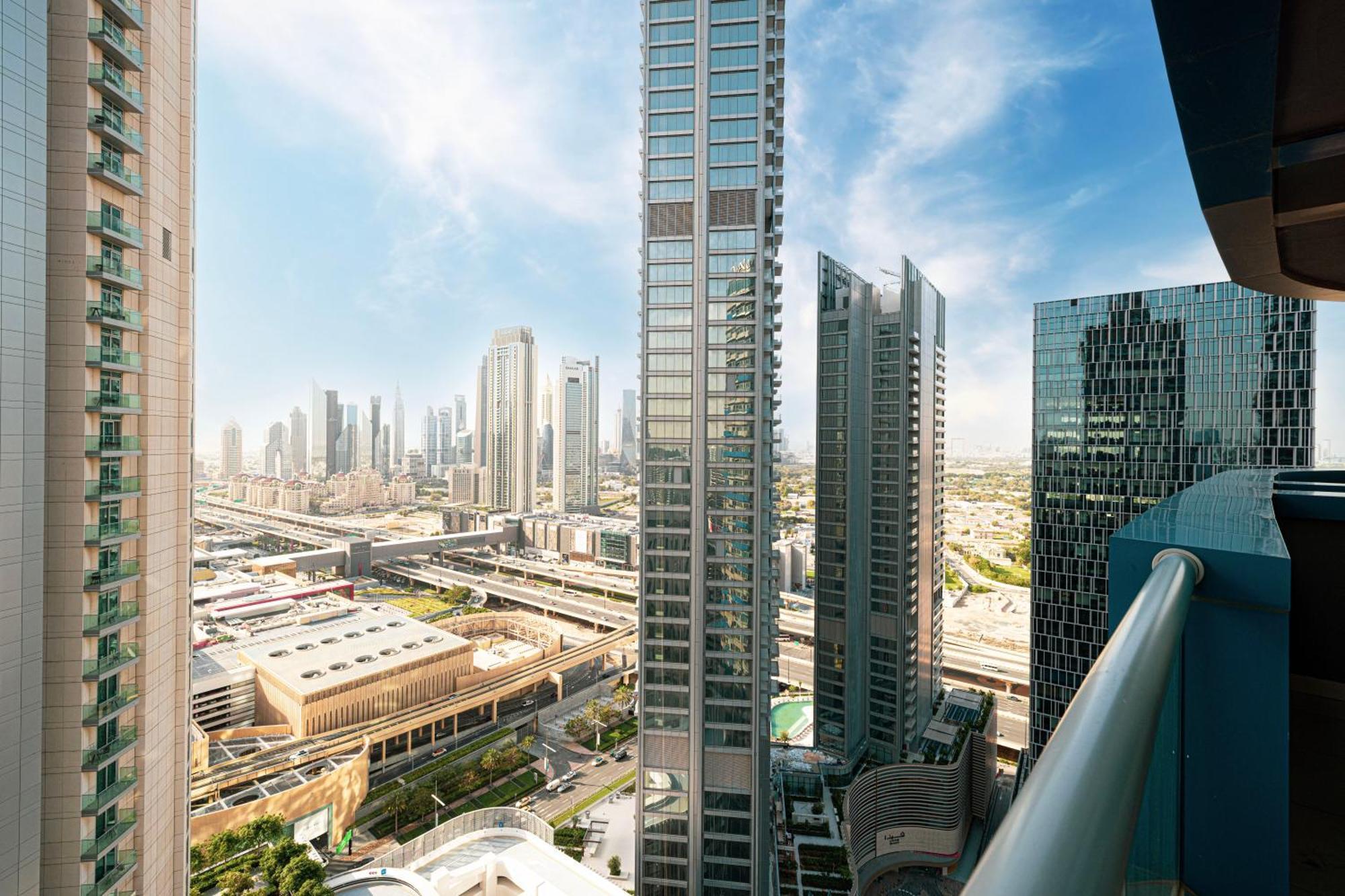 2 Minute Walk To Mall - 3 Bedroom Burj Khalifa View With Pool And *