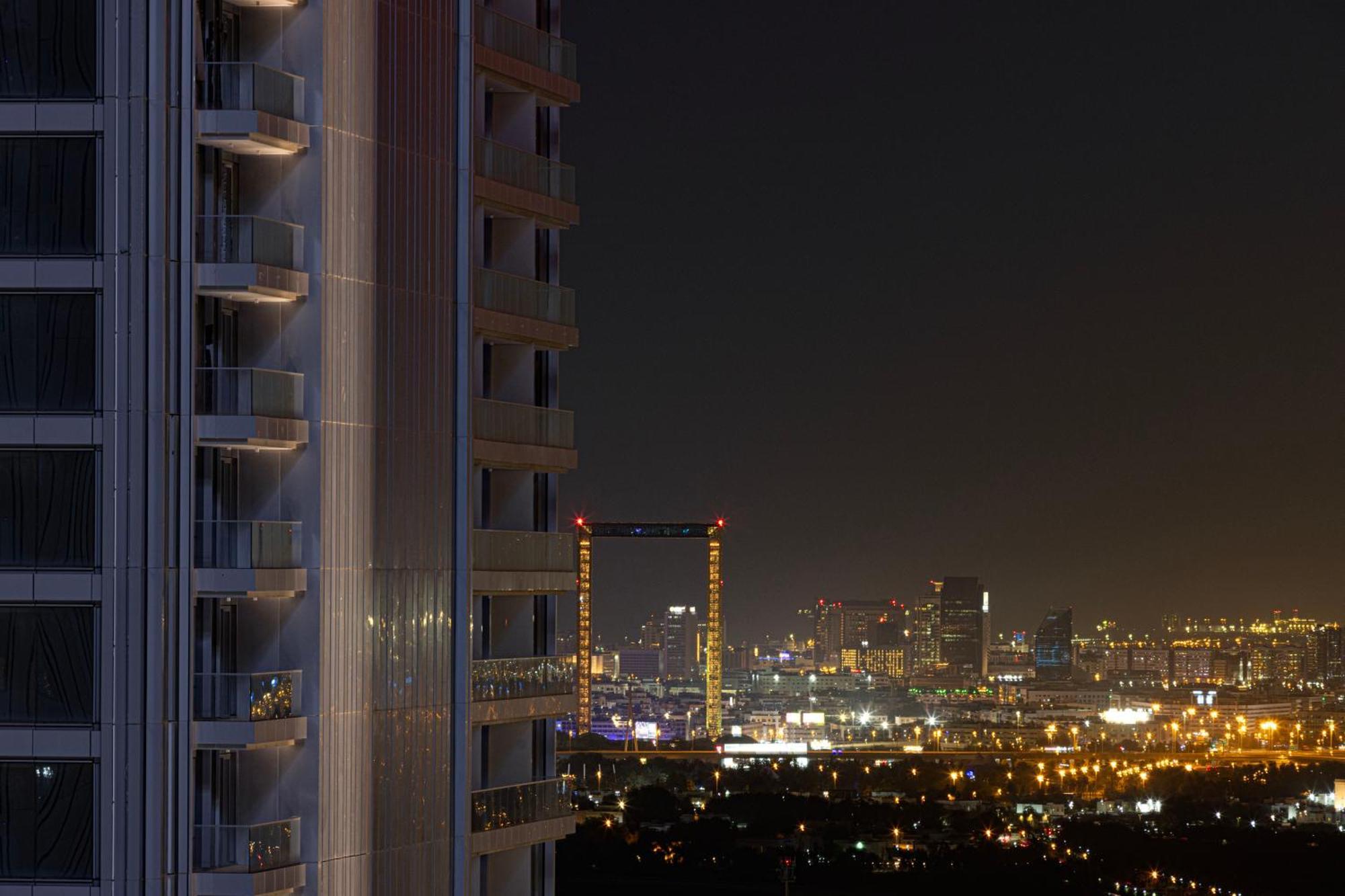 2 Minute Walk To Mall - 3 Bedroom Burj Khalifa View With Pool And Apartment *