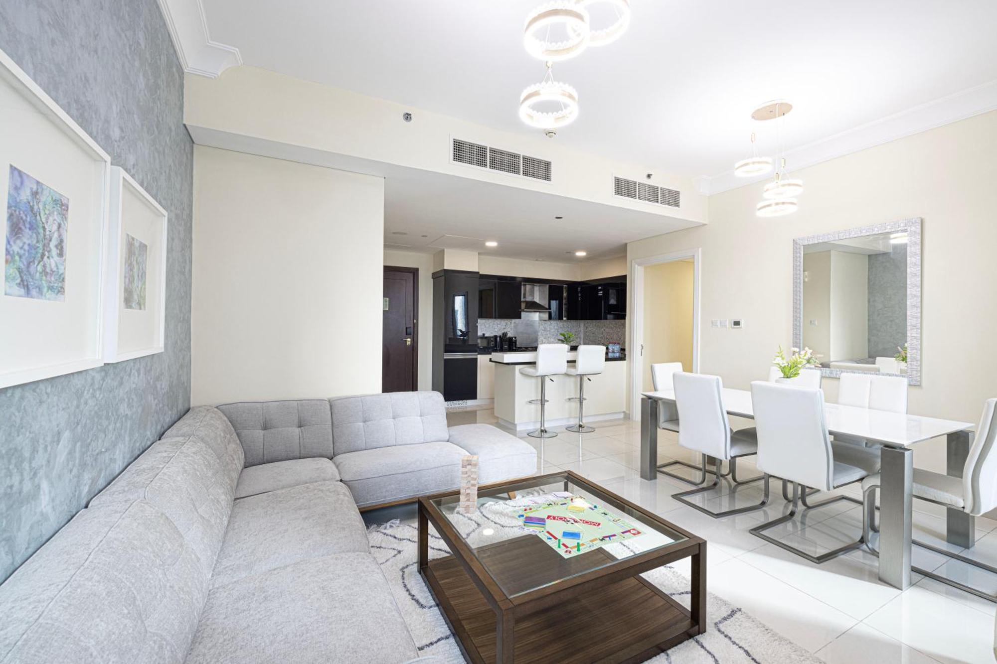 Apartment 2 Minute Walk To Mall - 3 Bedroom Burj Khalifa View With Pool And *