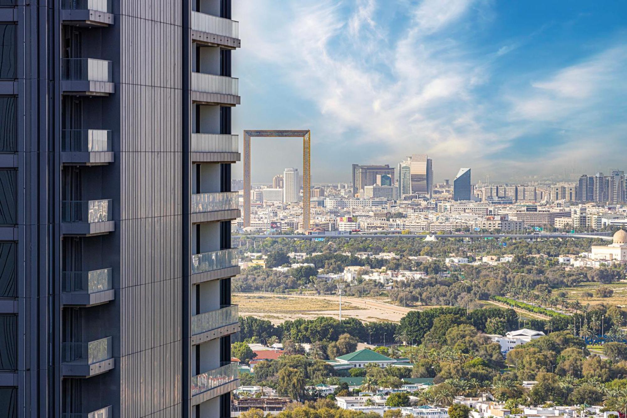 2 Minute Walk To Mall - 3 Bedroom Burj Khalifa View With Pool And Apartment