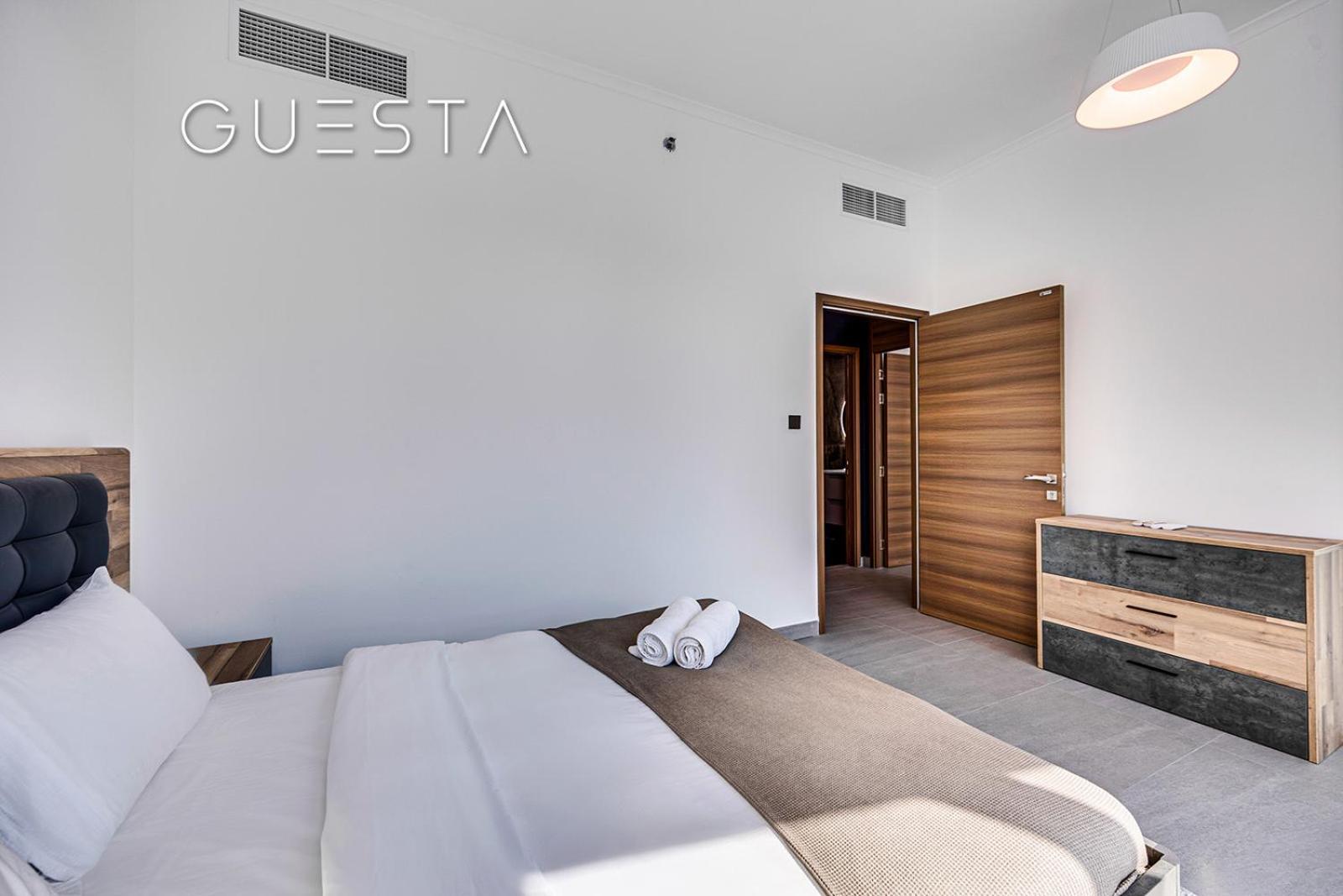 Apartment The Torch, Marina Dubai