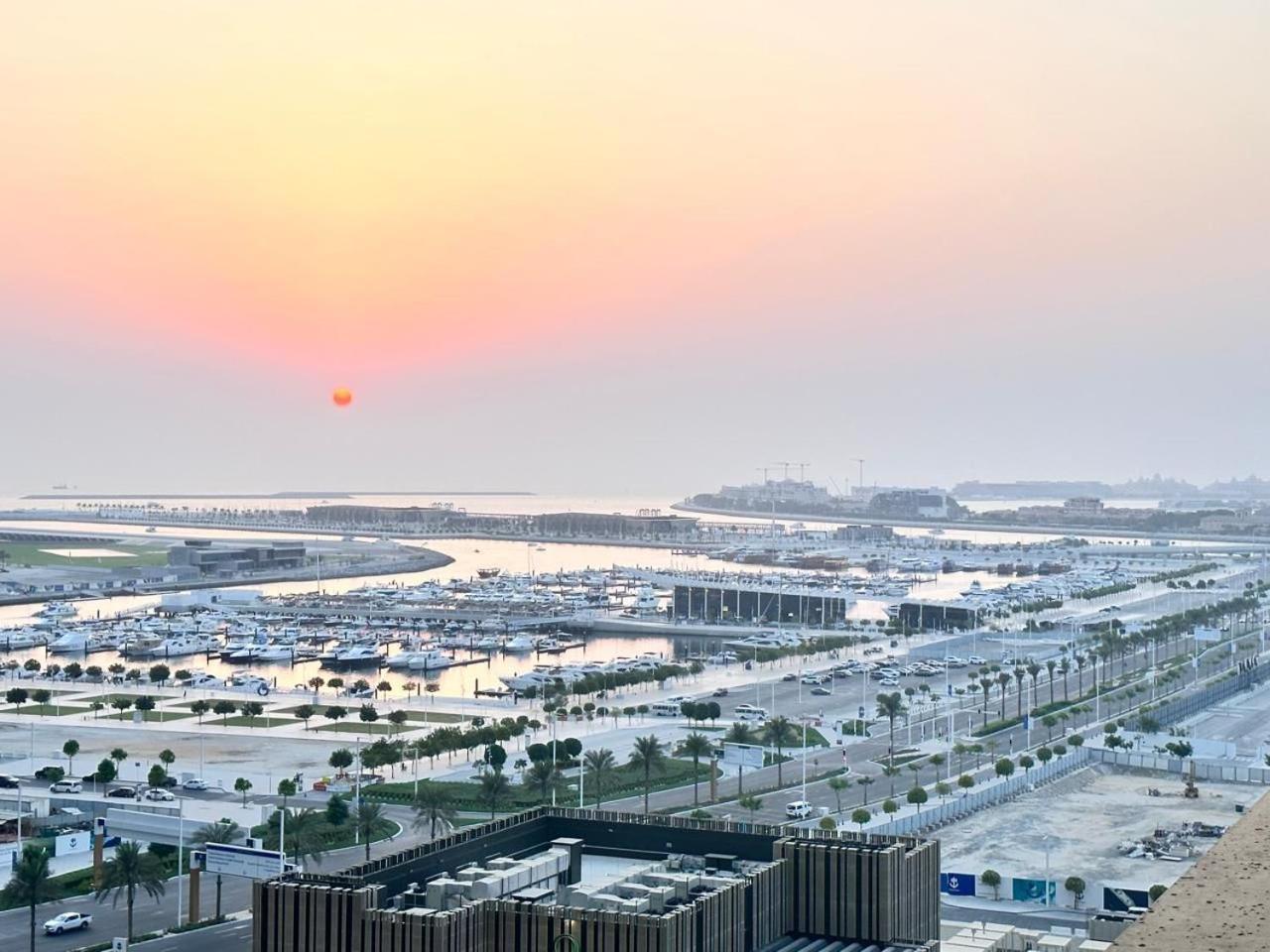Apartment In The Luxury Marina Crown Tower Walk To Barasti *