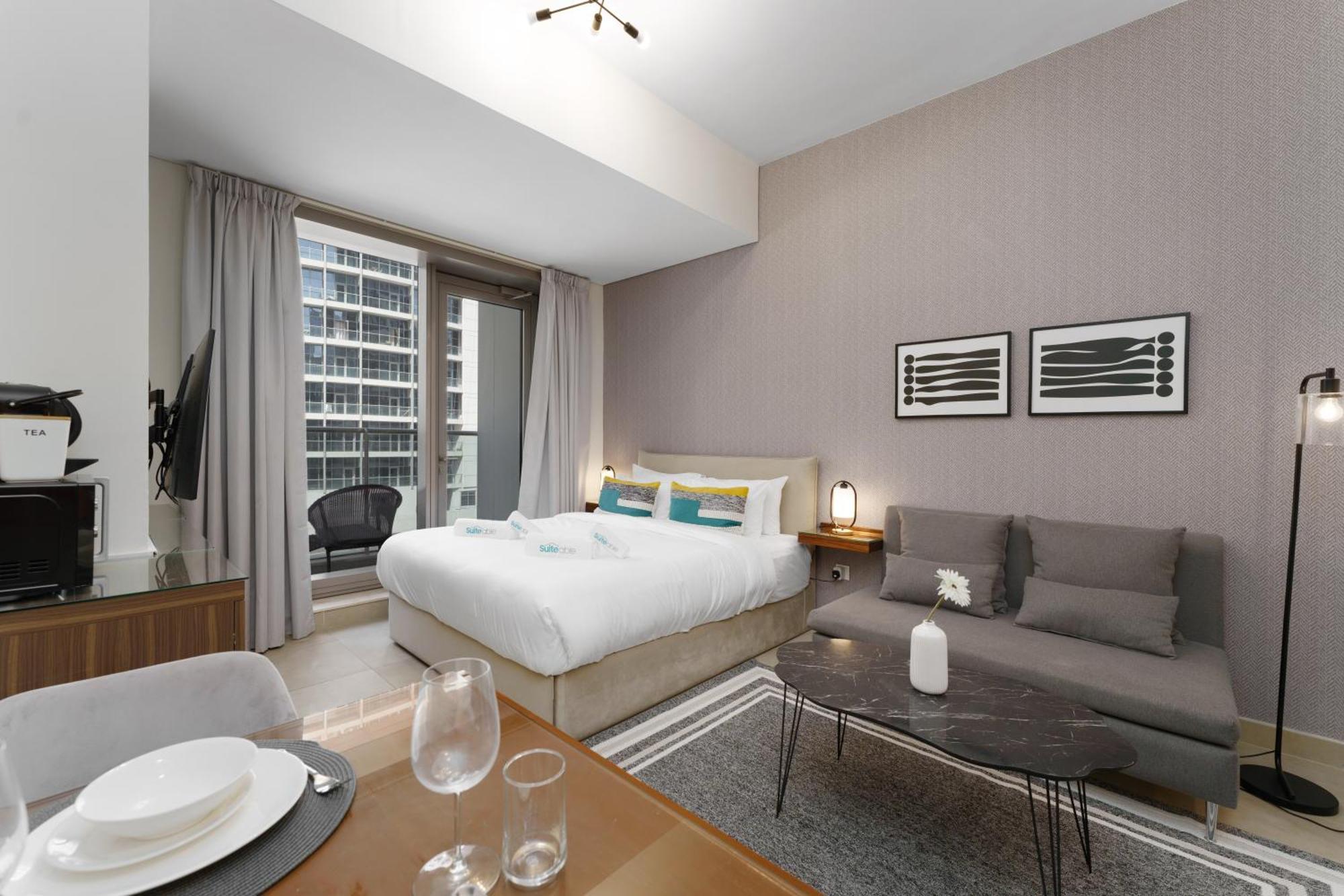 In Sparkle Tower Few Mins From The