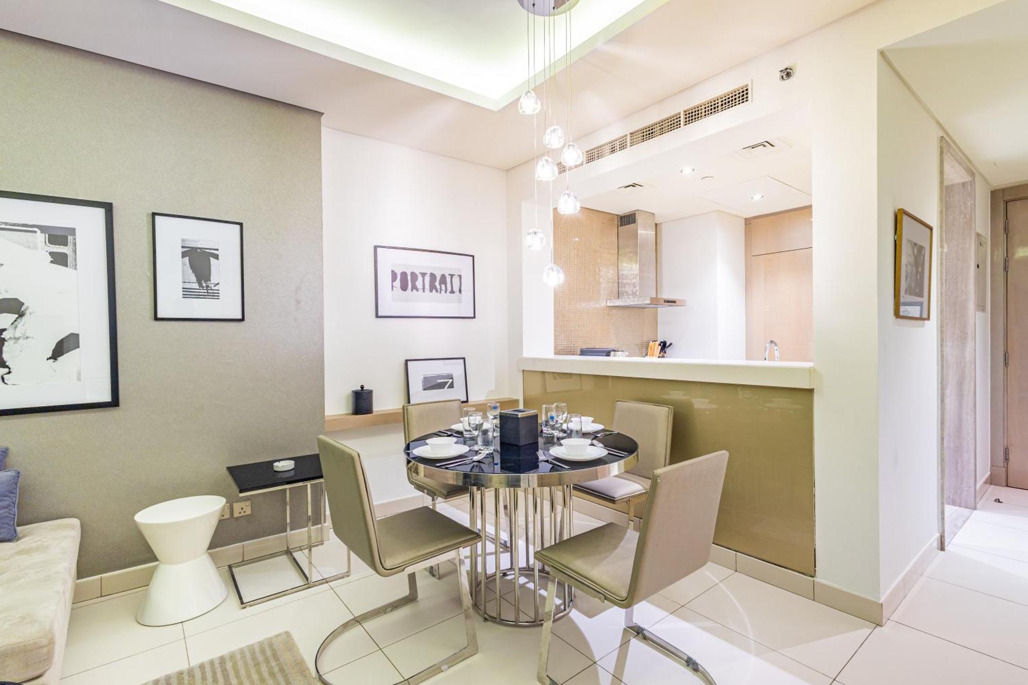 Apartment Superhost - Dreaming Stylish 1br, Damac Towers Paramount Dubai
