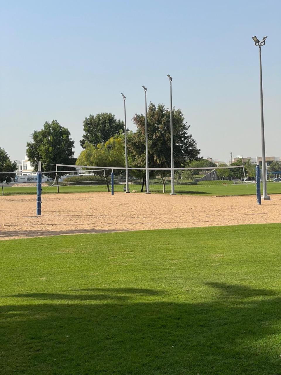 1br Golf & Pool View Amenities Dubai