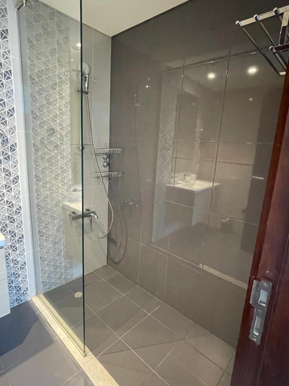 1br Golf & Pool View Amenities Apartment *