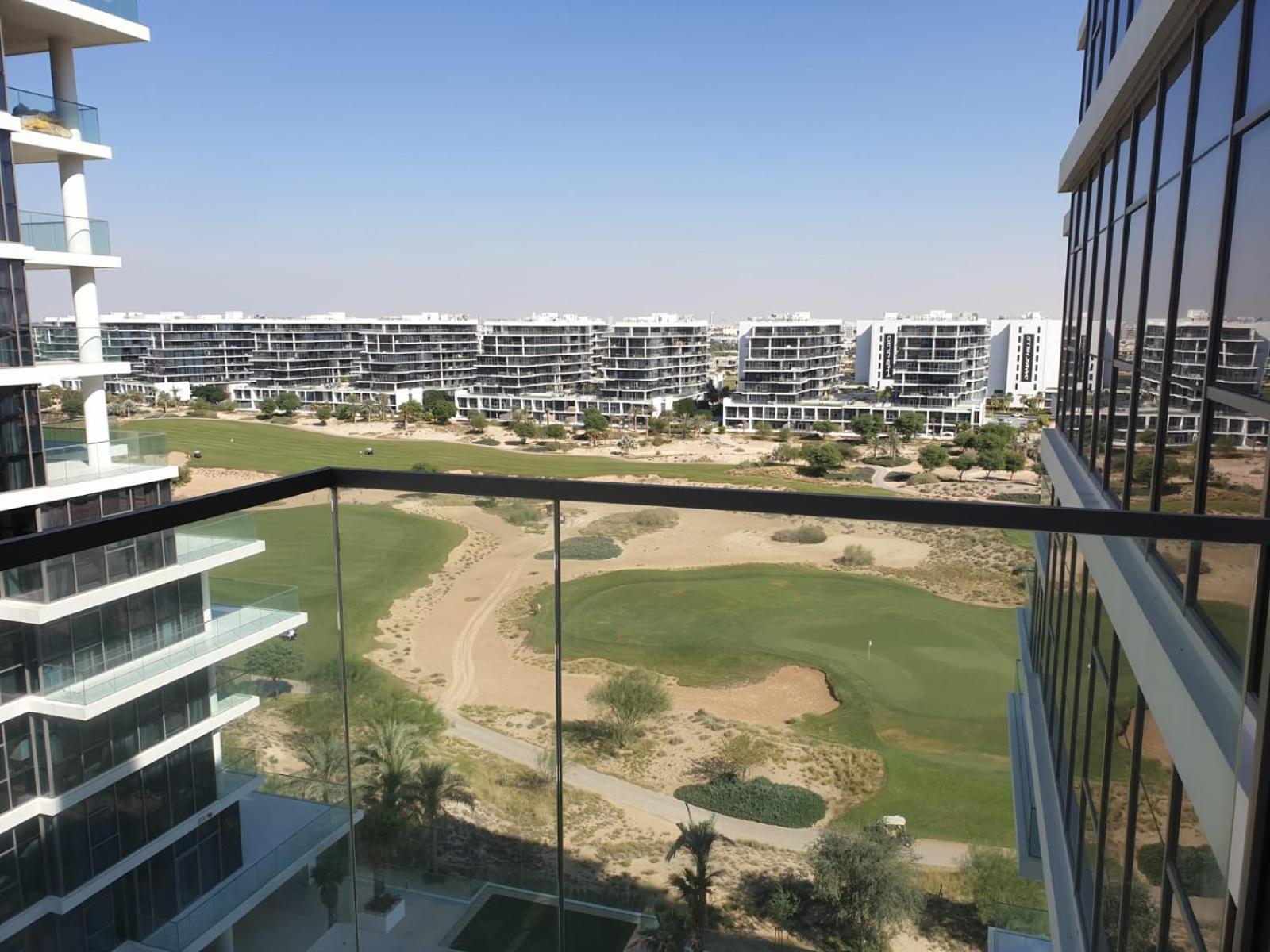 1br Golf & Pool View Amenities Apartment Dubai