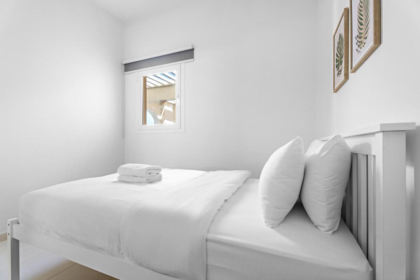 Whole 3 Bedroom With Maids Room House - The Springs - Privat Garden Dubai