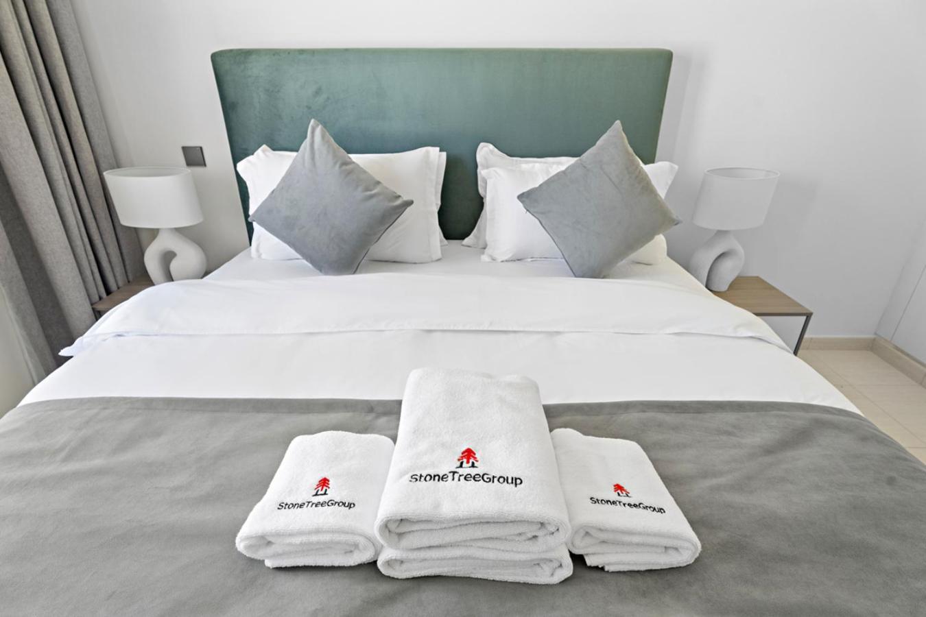 Whole 3 Bedroom With Maids Room House - The Springs - Privat Garden Apartment *