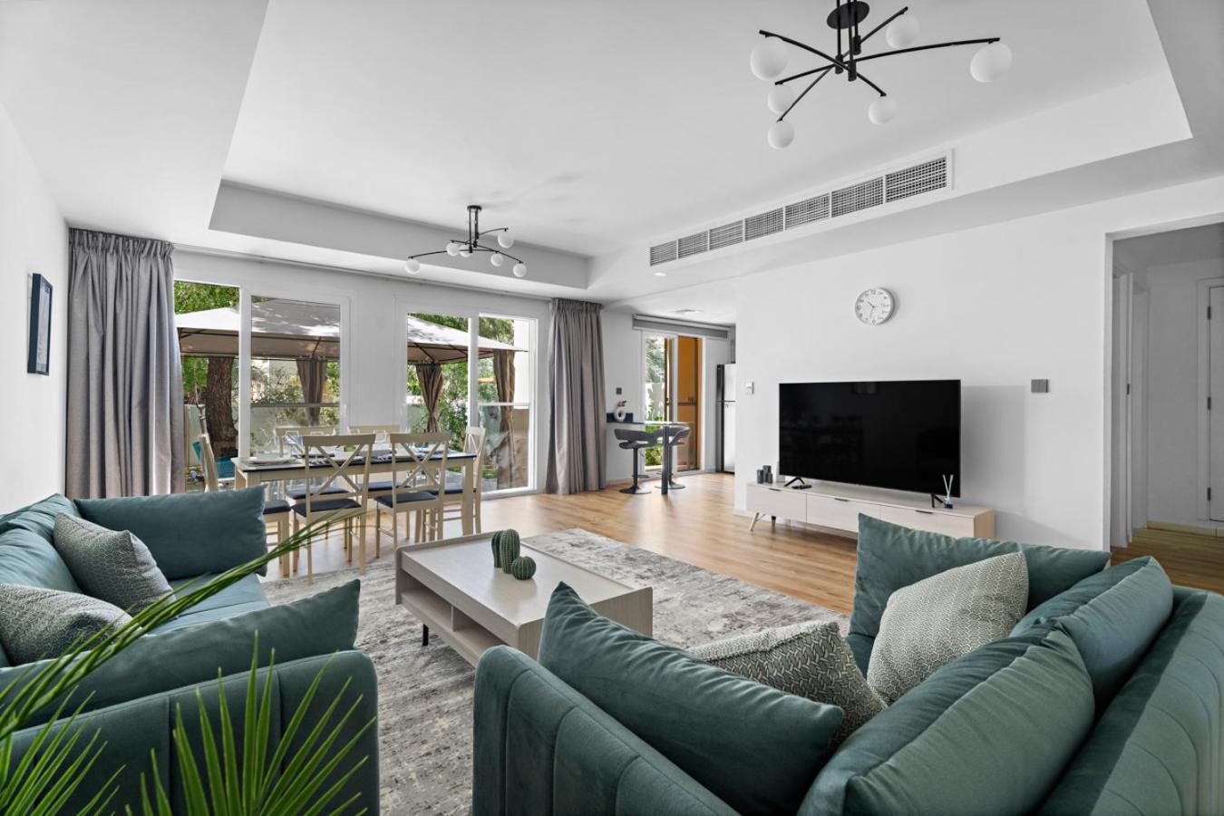 Whole 3 Bedroom With Maids Room House - The Springs - Privat Garden Apartment *