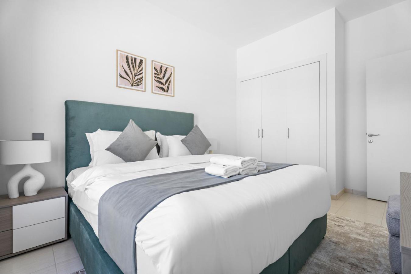 Whole 3 Bedroom With Maids Room House - The Springs - Privat Garden Apartment *