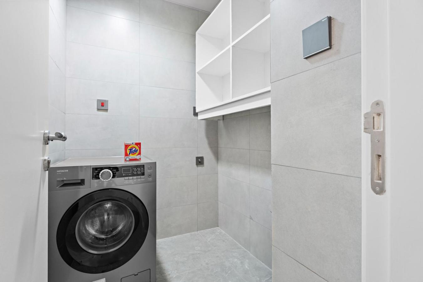 Apartment Whole 3 Bedroom With Maids Room House - The Springs - Privat Garden