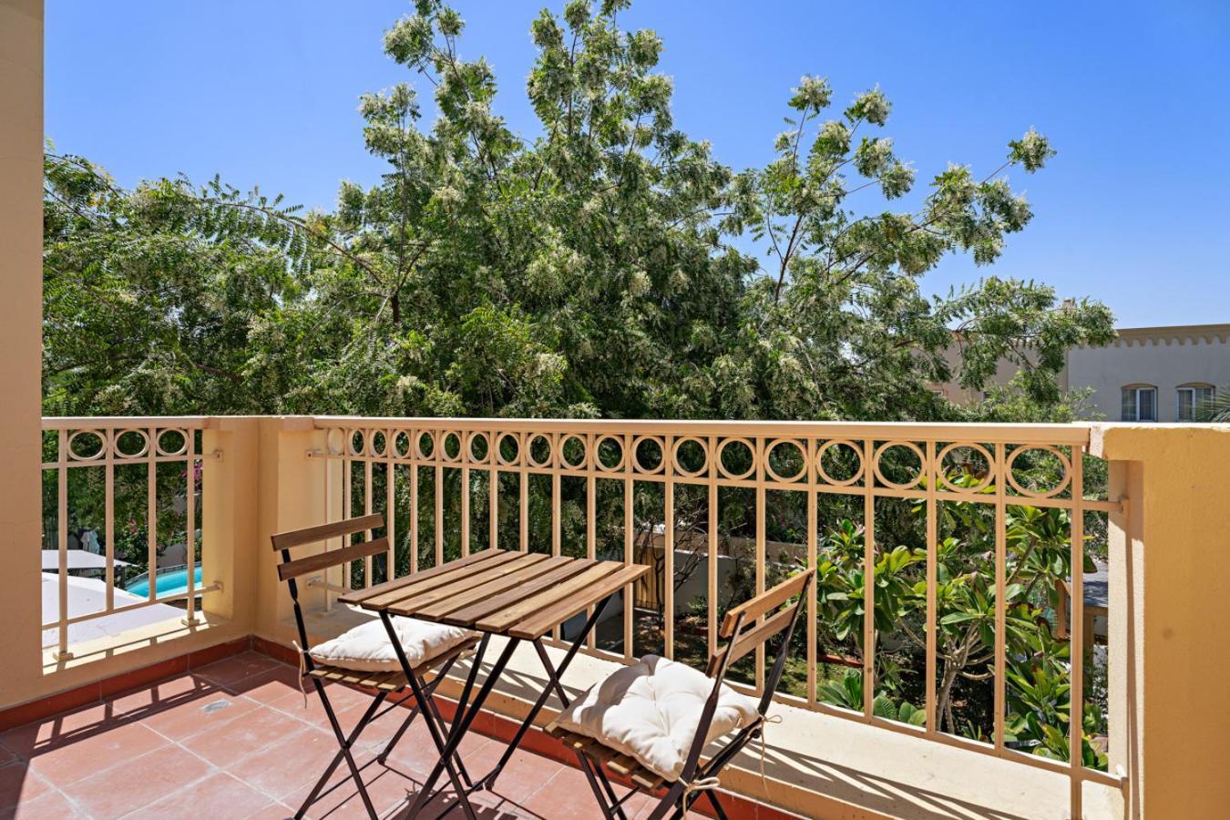 Whole 3 Bedroom With Maids Room House - The Springs - Privat Garden Apartment Dubai