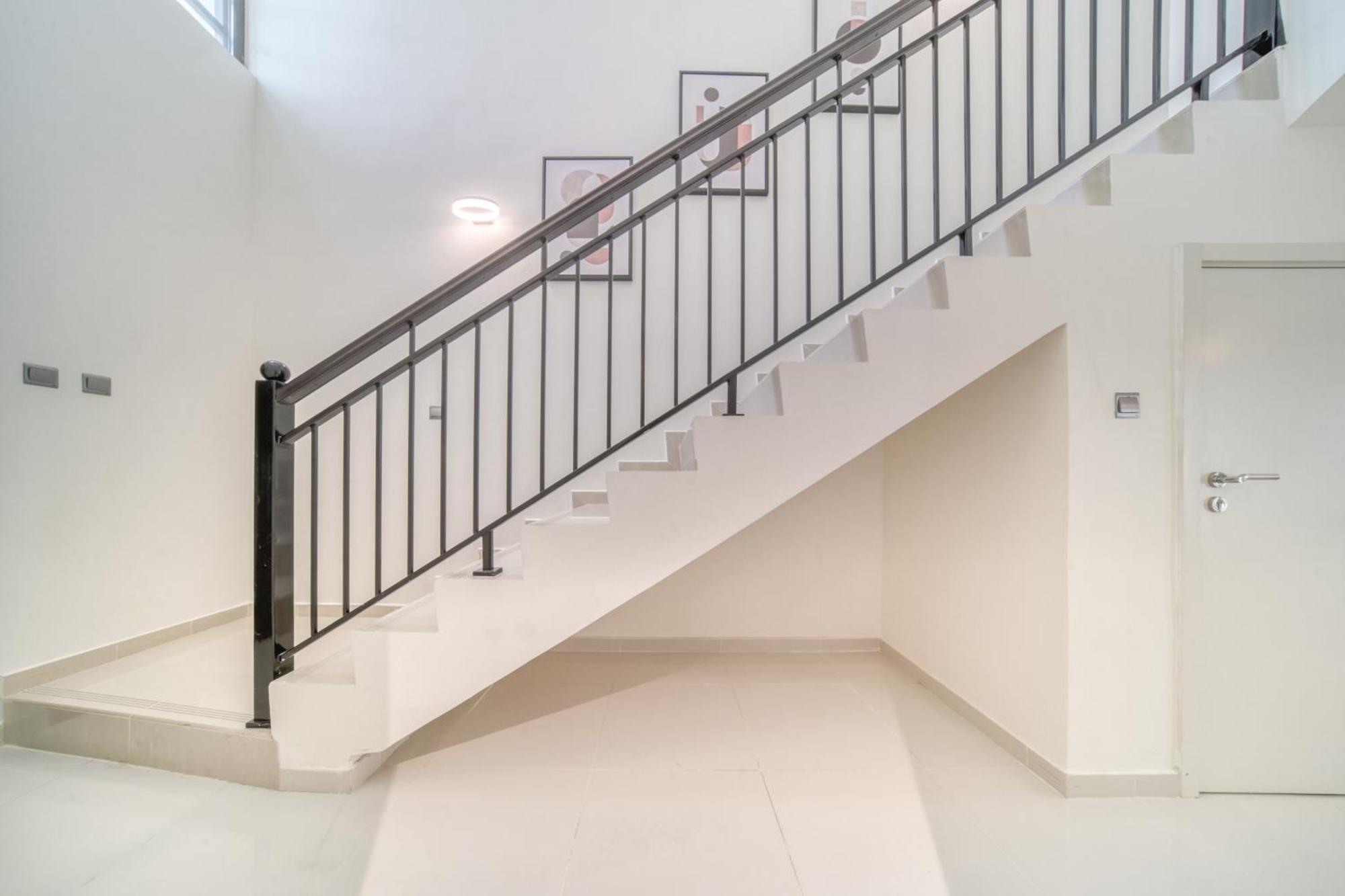 Damac Hills Ll - Stunning 4 Bedrooms With Private Pool At Land Villa *