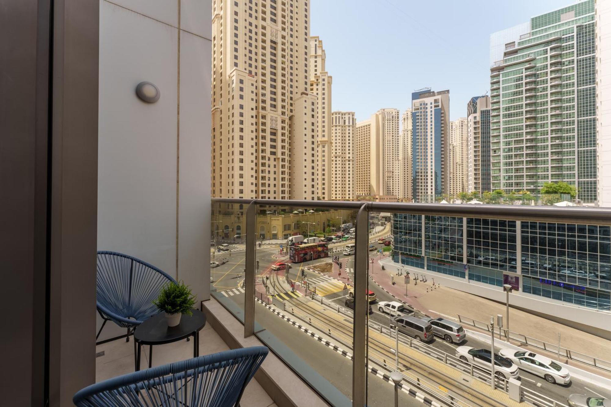 Elevated Living In Sparkle Tower- Suiteable