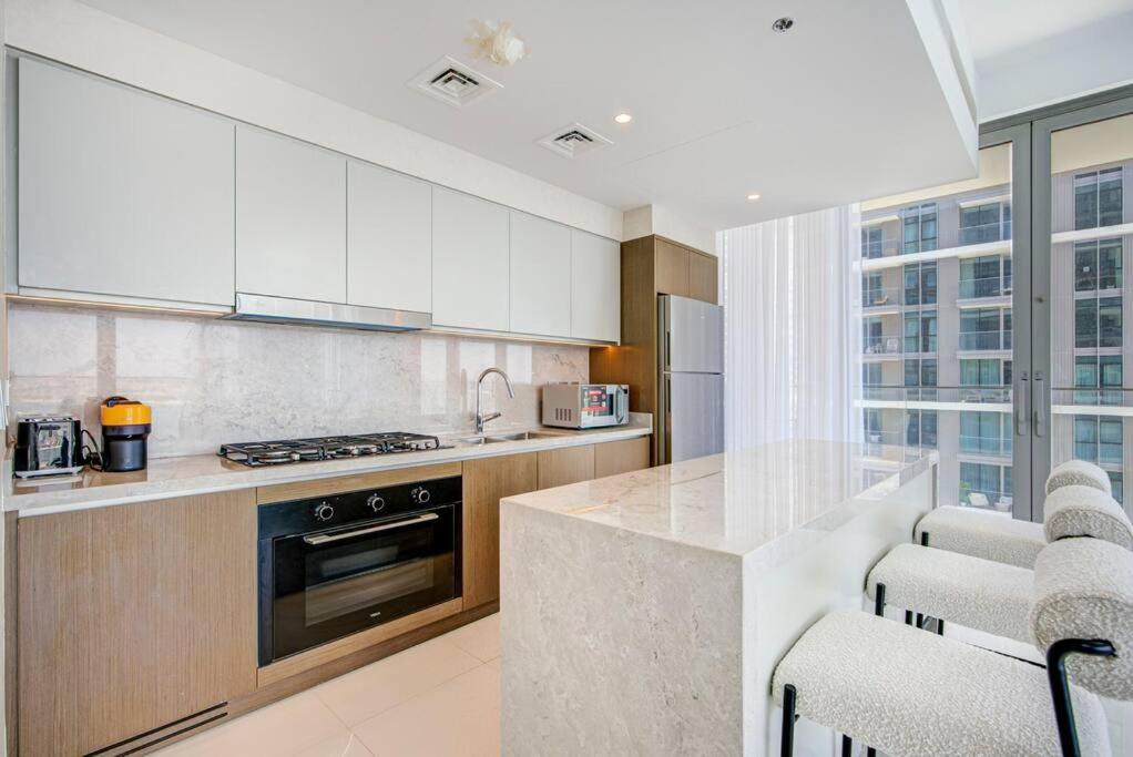 Luxury 4br Full Seaview Apartment Dubai