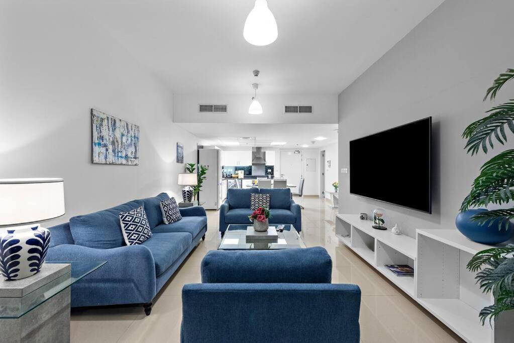 First Class 1br Modern & Stylish Living Dubai