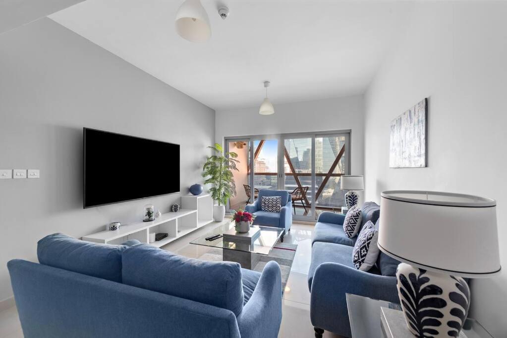 First Class 1br Modern & Stylish Living * Dubai