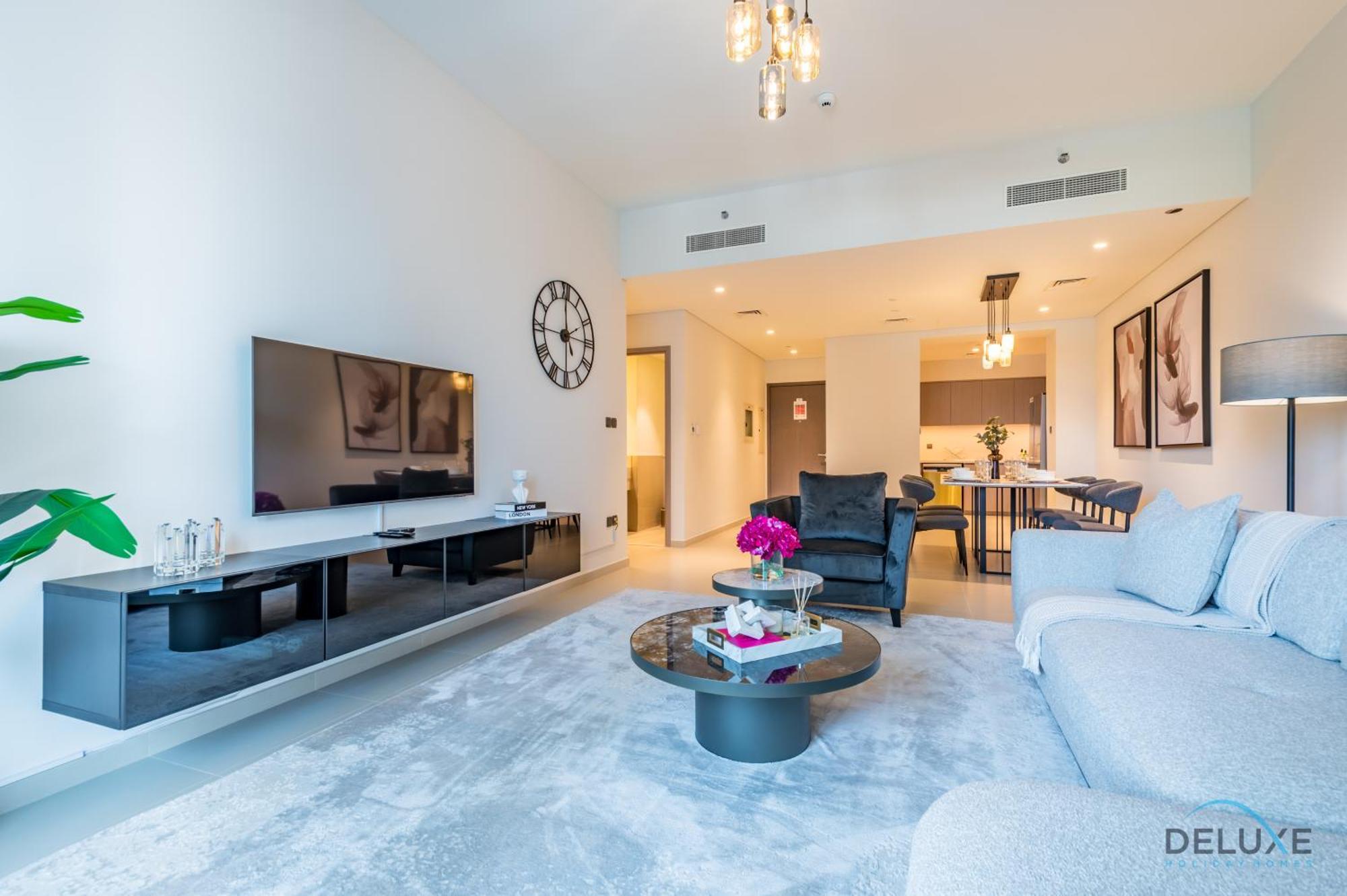 Luxurious 3br With Assistant In Act One Act Two Tower 2, Downtown By Deluxe Homes Dubai