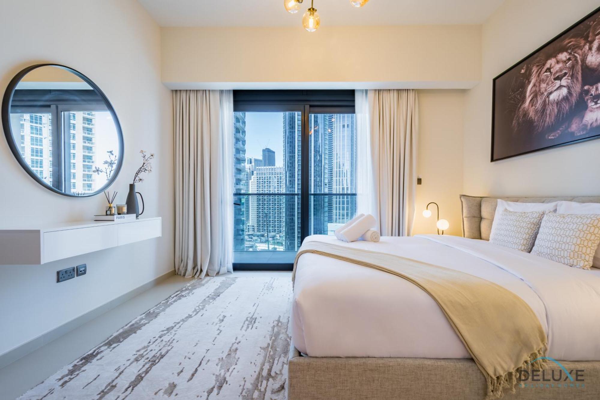 Luxurious 3br With Assistant In Act One Act Two Tower 2, Downtown By Deluxe Homes *