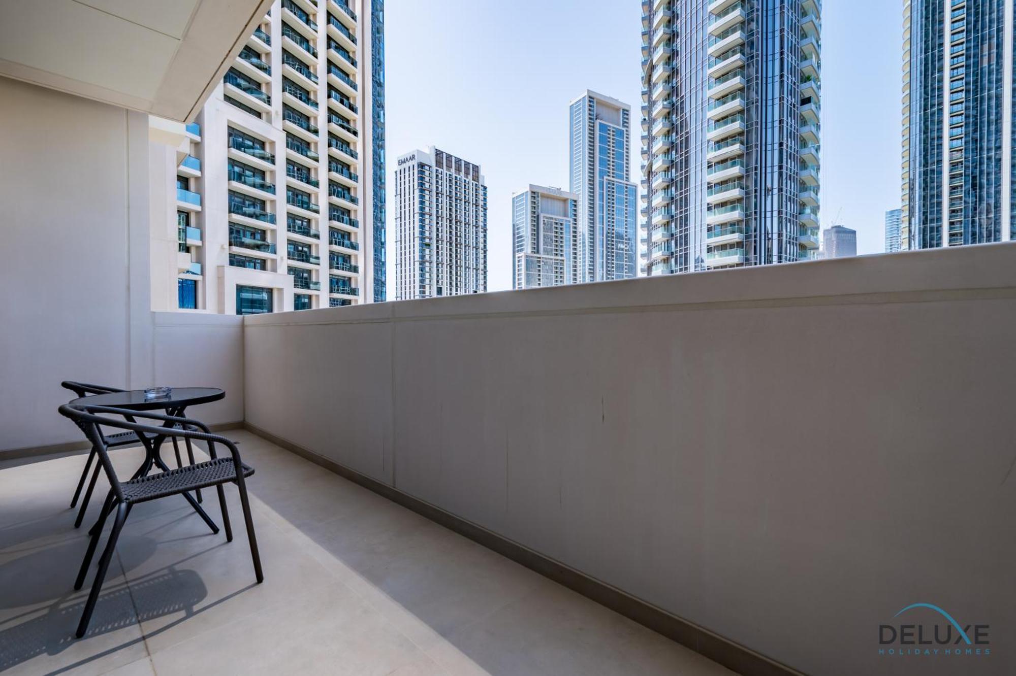 Luxurious 3br With Assistant In Act One Act Two Tower 2, Downtown By Deluxe Homes *