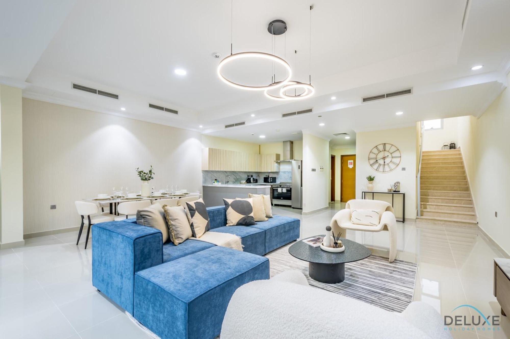 Tranquil 3br Townhouse With Assistant's At District 12 Jvc By Deluxe Dubai