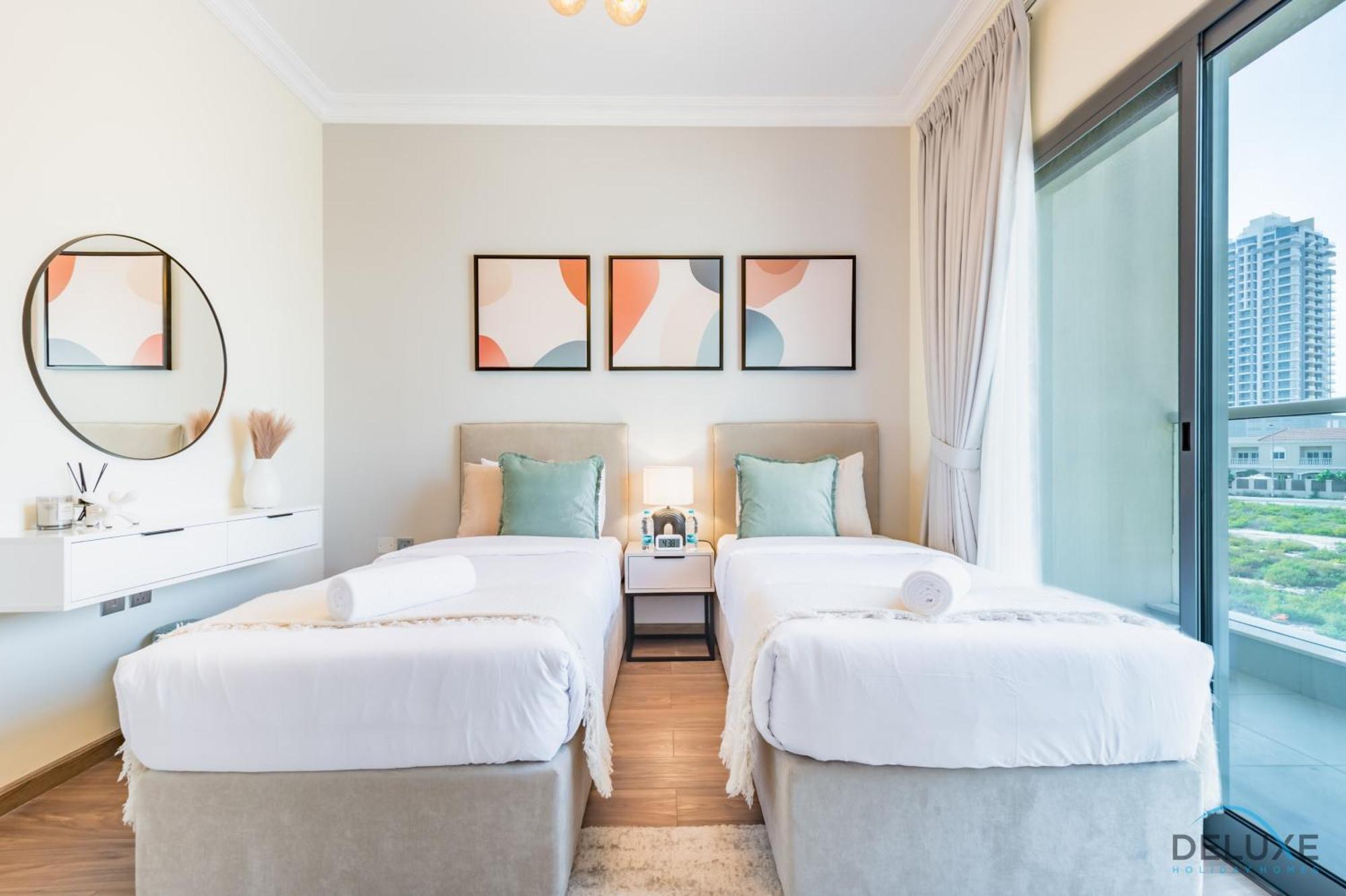 Tranquil 3br Townhouse With Assistant's At District 12 Jvc By Deluxe * Dubai