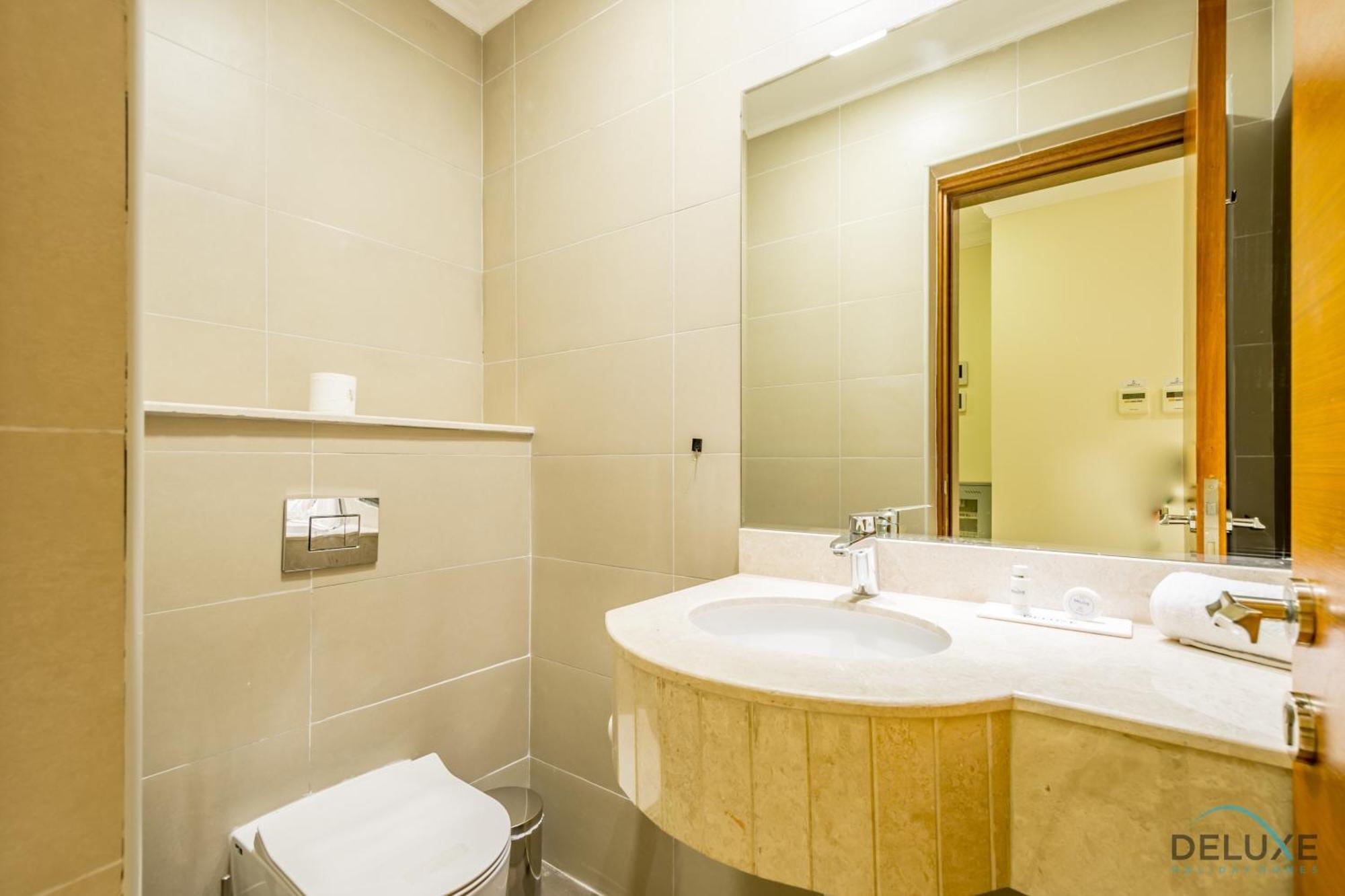 Tranquil 3br Townhouse With Assistant's At District 12 Jvc By Deluxe *