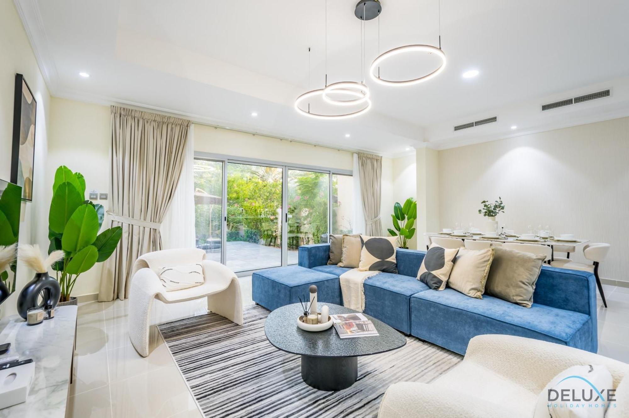 Tranquil 3br Townhouse With Assistant's At District 12 Jvc By Deluxe Apartment *