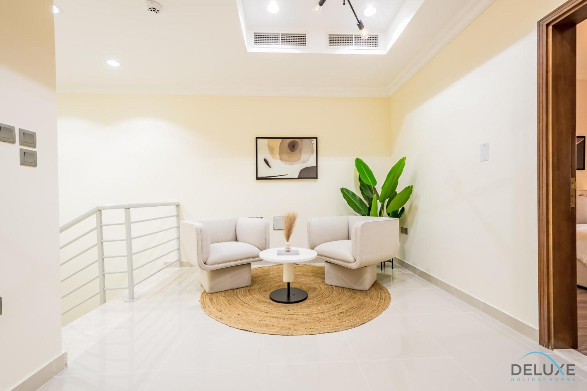 Apartment Tranquil 3br Townhouse With Assistant's At District 12 Jvc By Deluxe