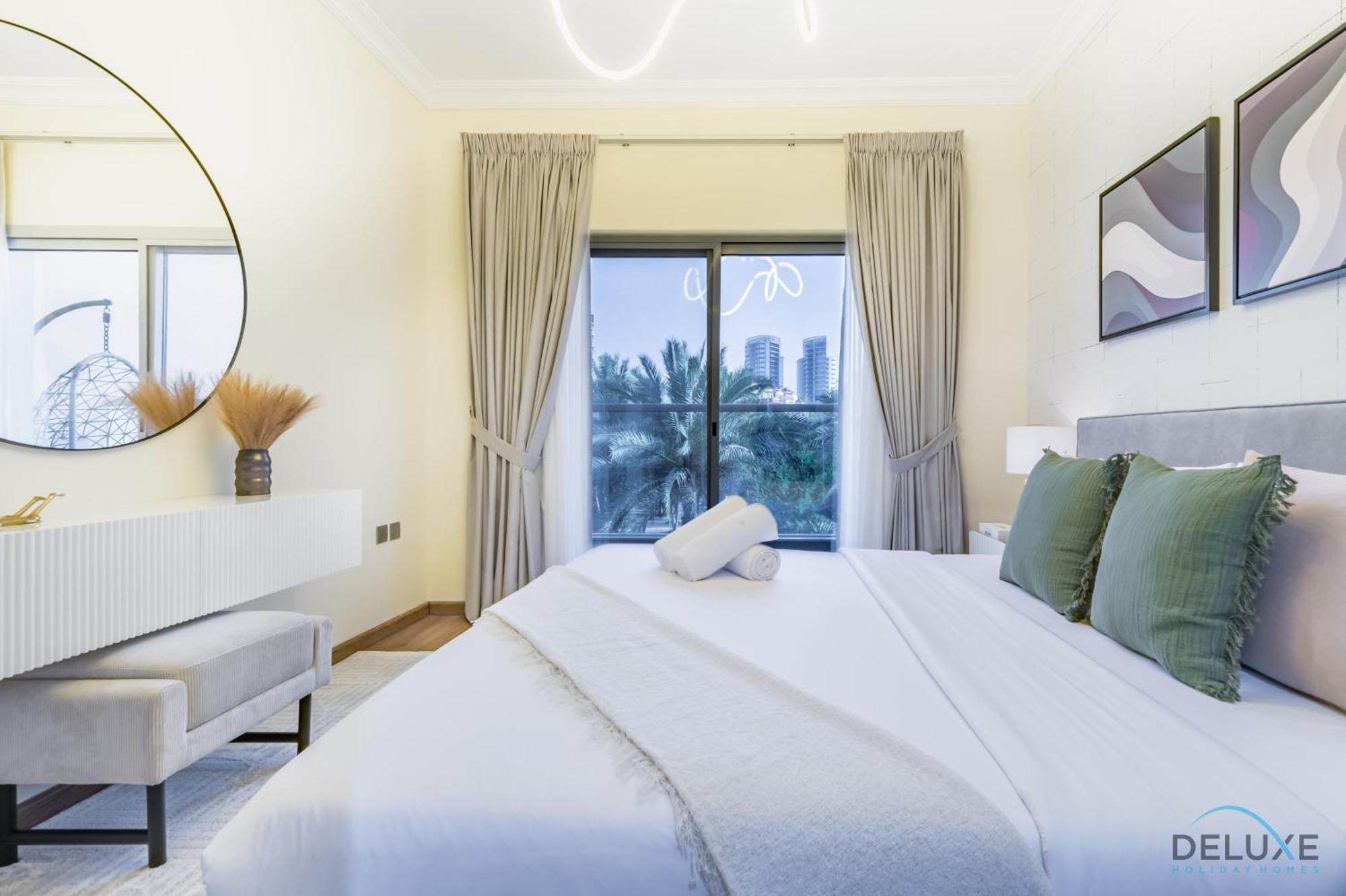 Apartment Tranquil 3br Townhouse With Assistant's At District 12 Jvc By Deluxe