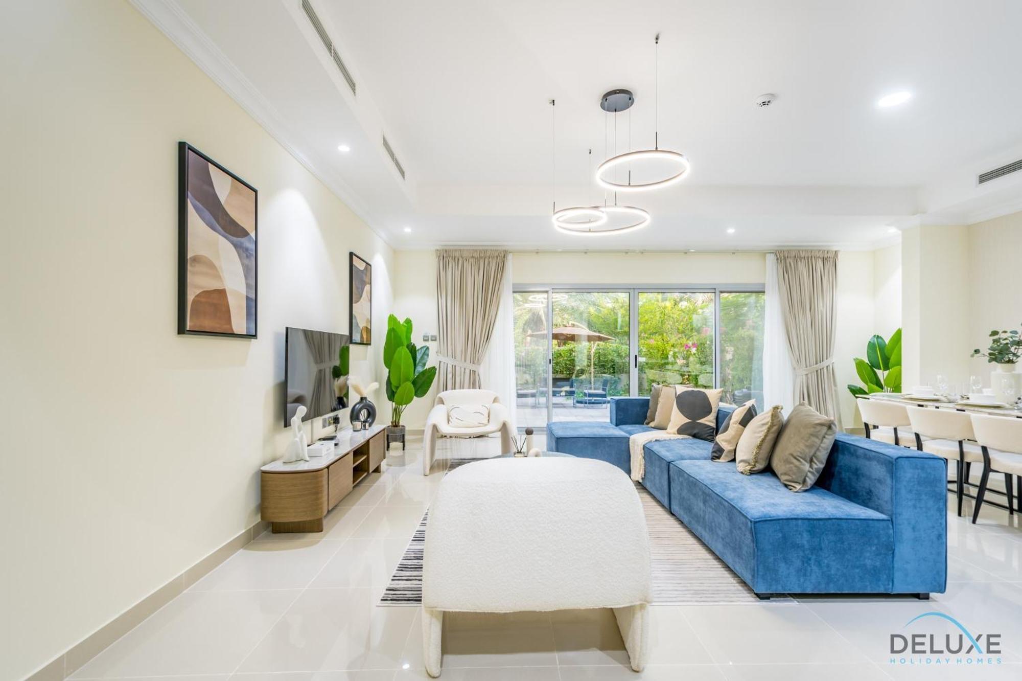 Tranquil 3br Townhouse With Assistant's At District 12 Jvc By Deluxe * Dubai