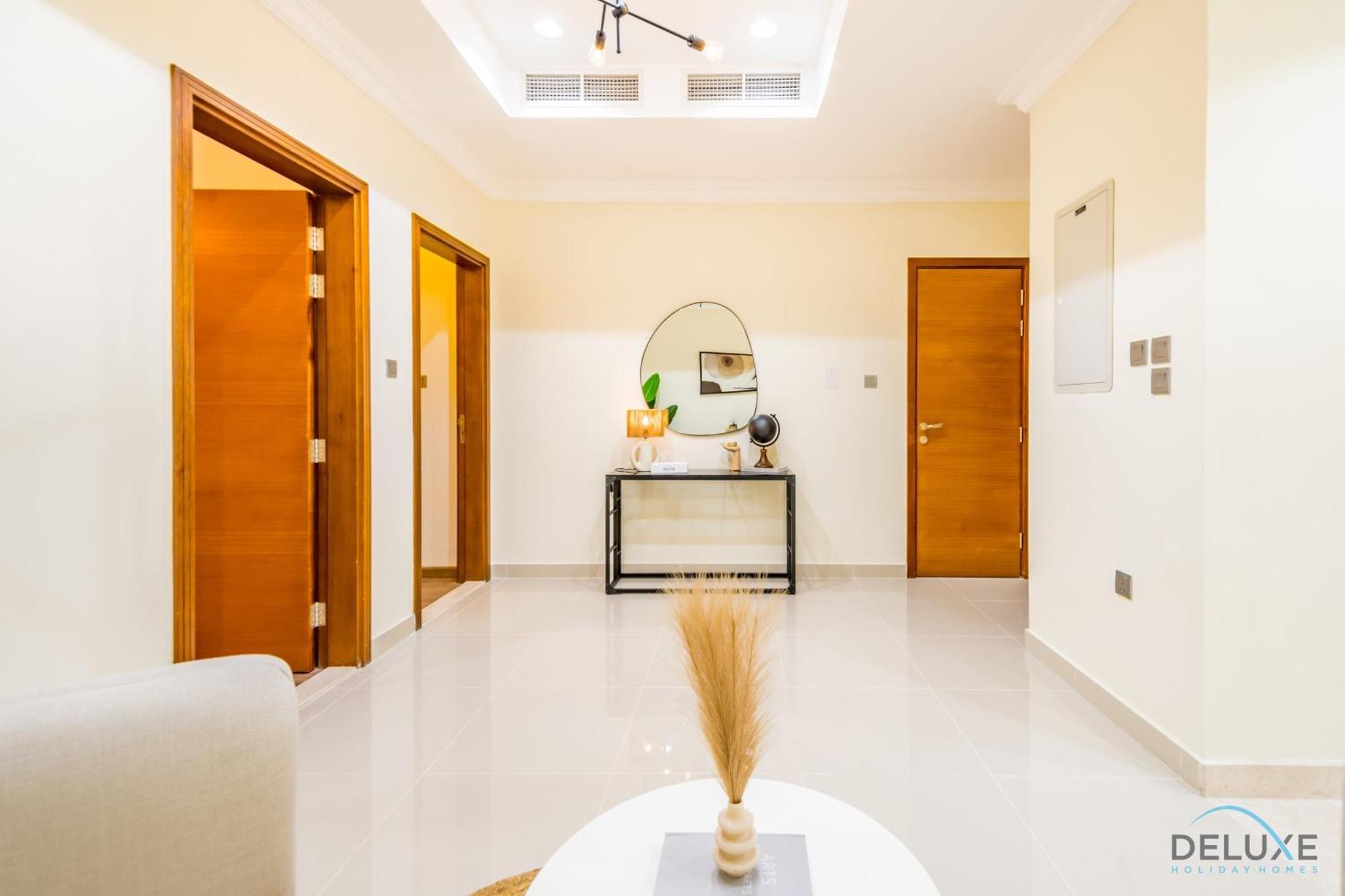 Tranquil 3br Townhouse With Assistant's At District 12 Jvc By Deluxe *