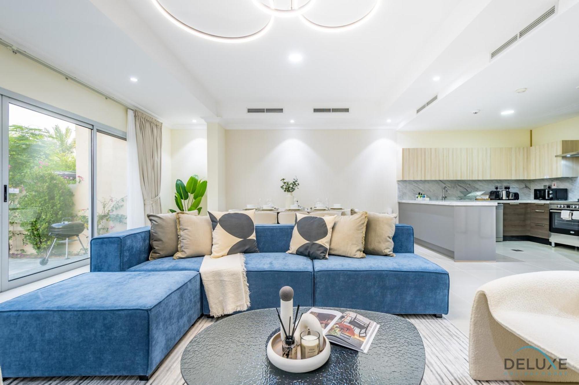 Apartment Tranquil 3br Townhouse With Assistant's At District 12 Jvc By Deluxe *
