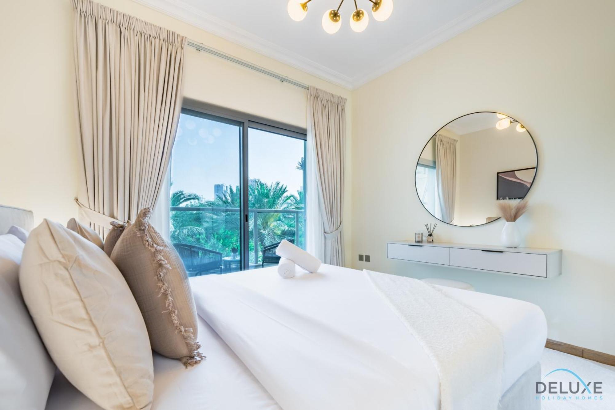 Apartment Tranquil 3br Townhouse With Assistant's At District 12 Jvc By Deluxe Dubai
