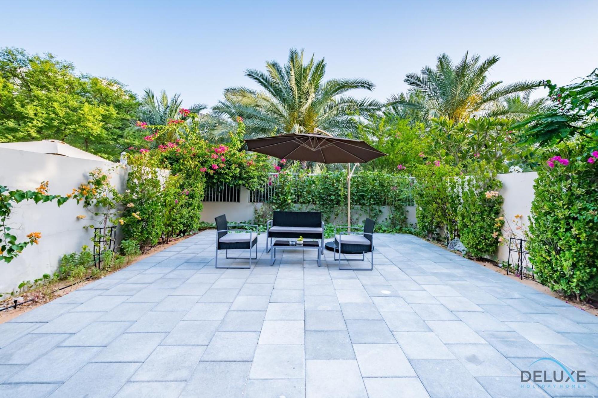Tranquil 3br Townhouse With Assistant's At District 12 Jvc By Deluxe *