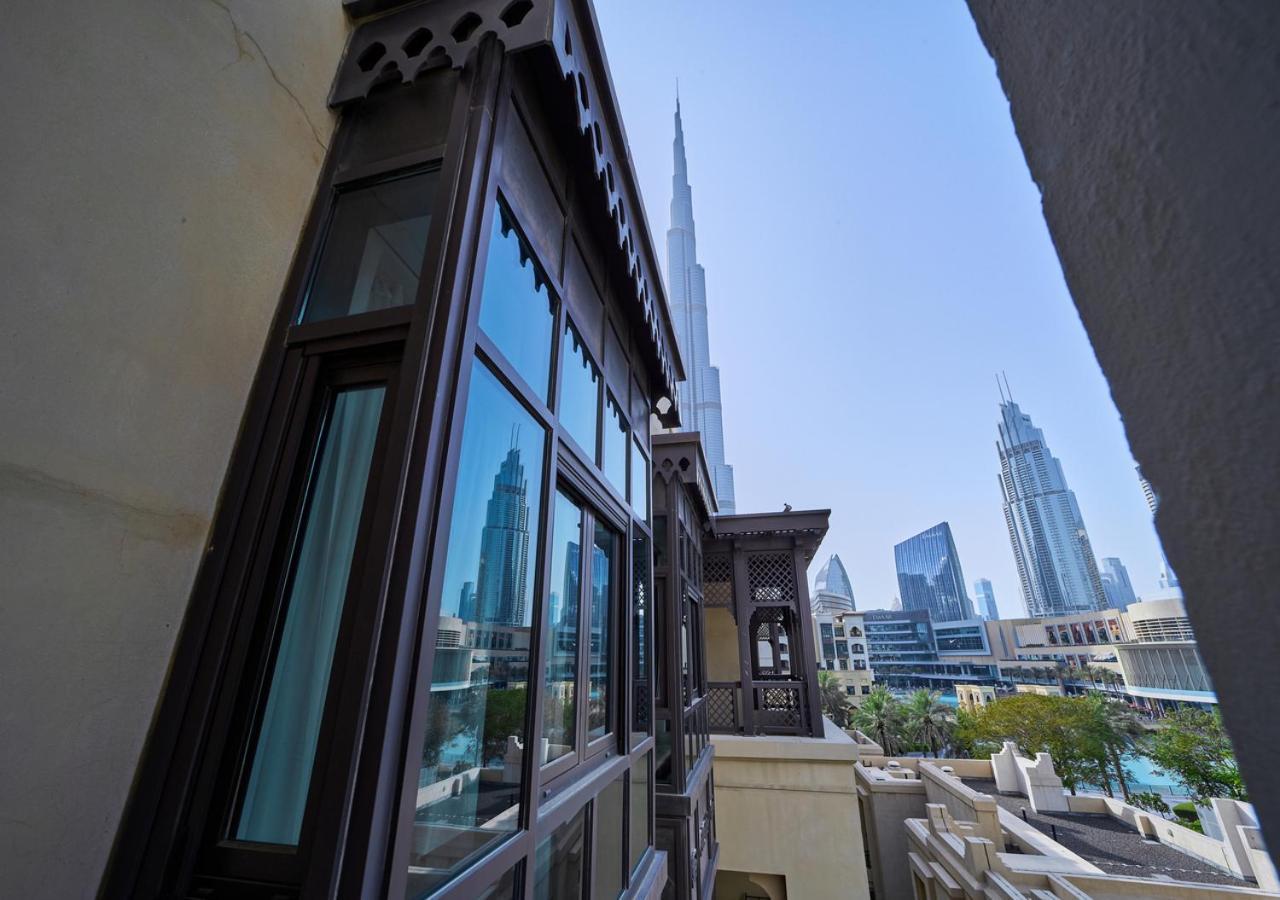 Burj Khalifa Partial View Peak Living Luxury 2br Souk Al-bahar Beside Mall-golden Homes Apartment *