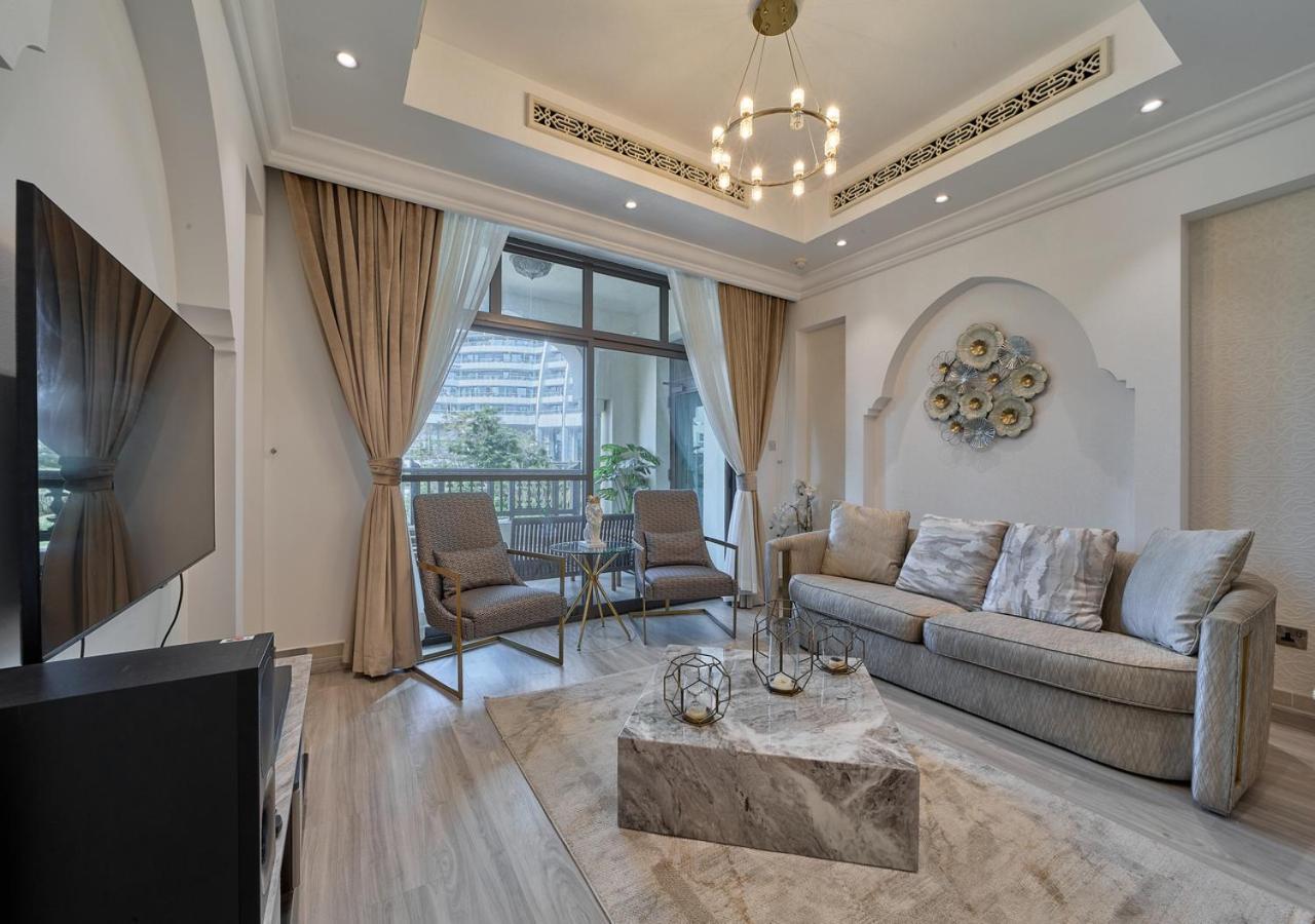 Burj Khalifa Partial View Peak Living Luxury 2br Souk Al-bahar Beside Mall-golden Homes *