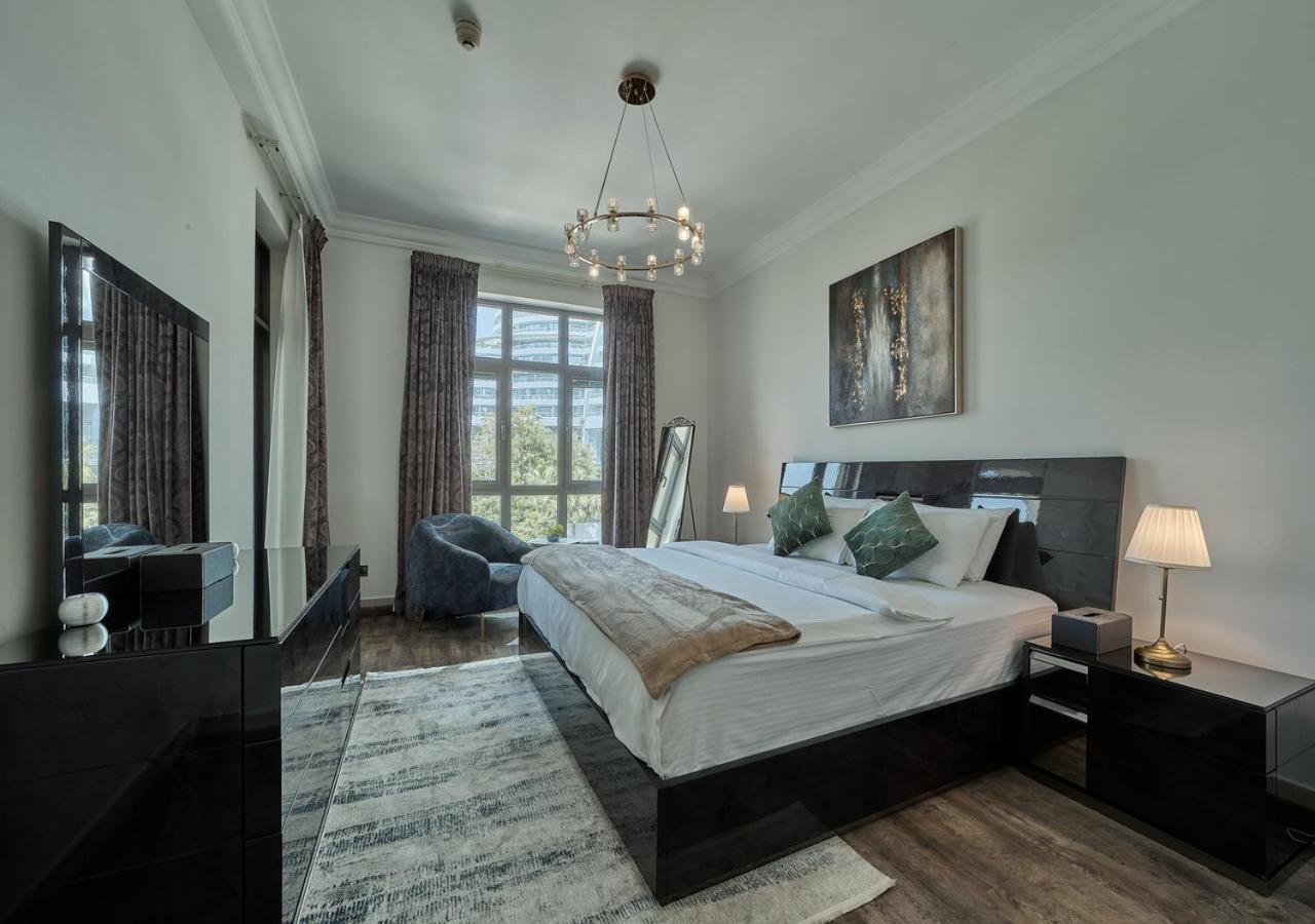 Burj Khalifa Partial View Peak Living Luxury 2br Souk Al-bahar Beside Mall-golden Homes Dubai